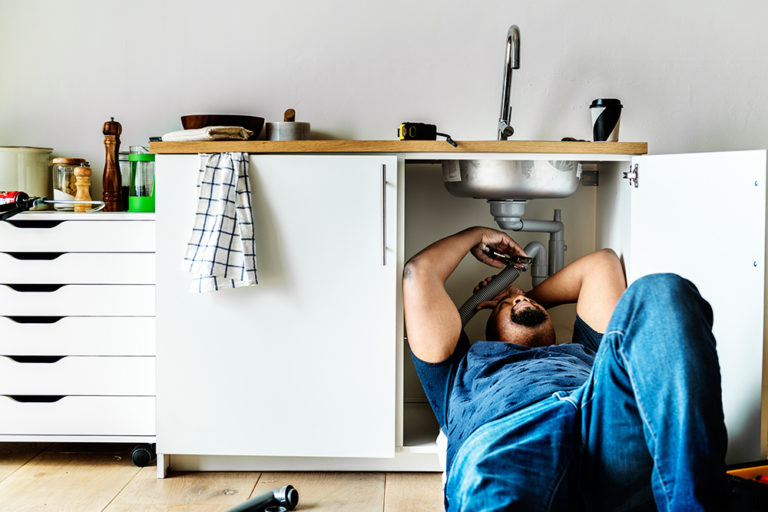 Plumbing-Snaking-vs.-Hydro-Jetting-768x512